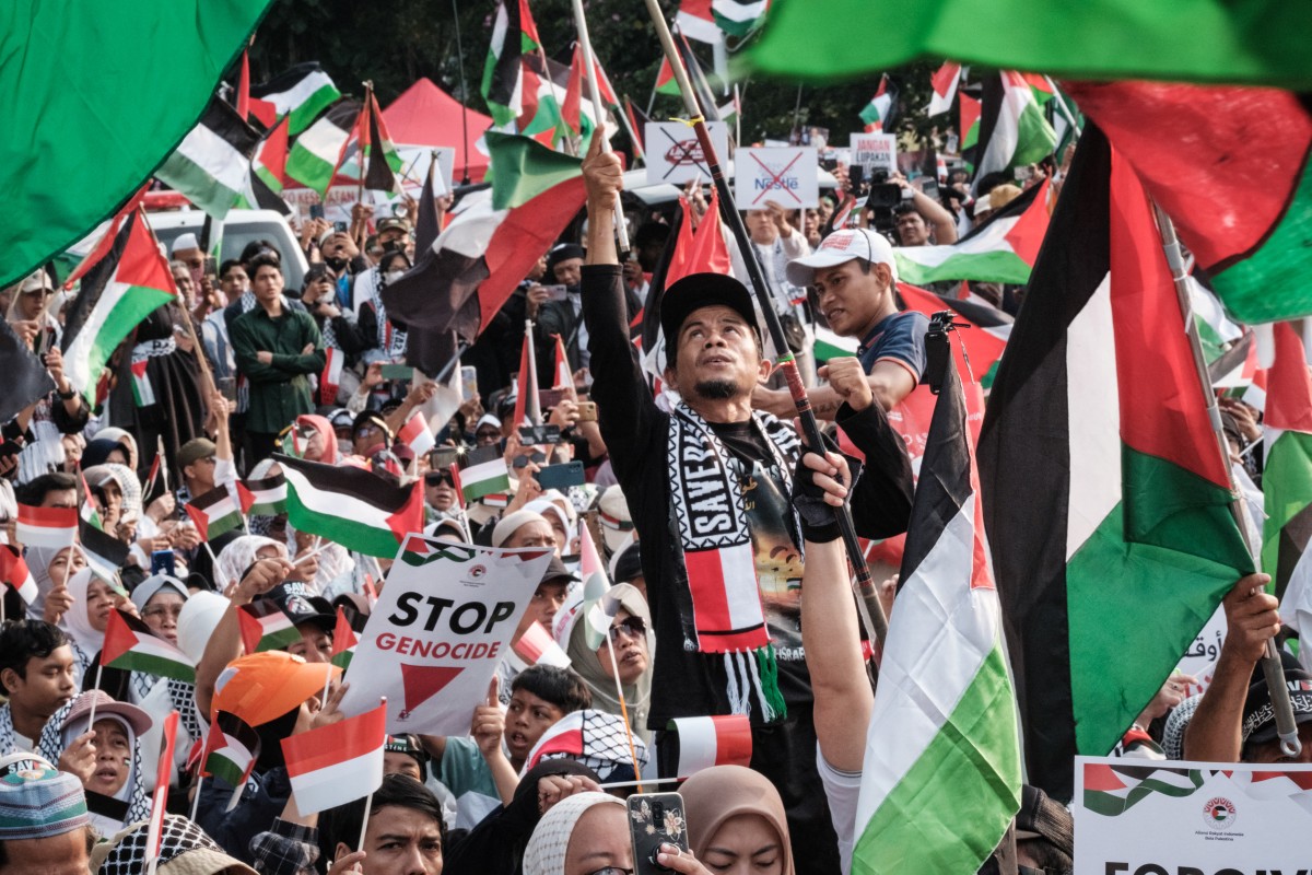 Thousands march worldwide for Gaza and Lebanon
