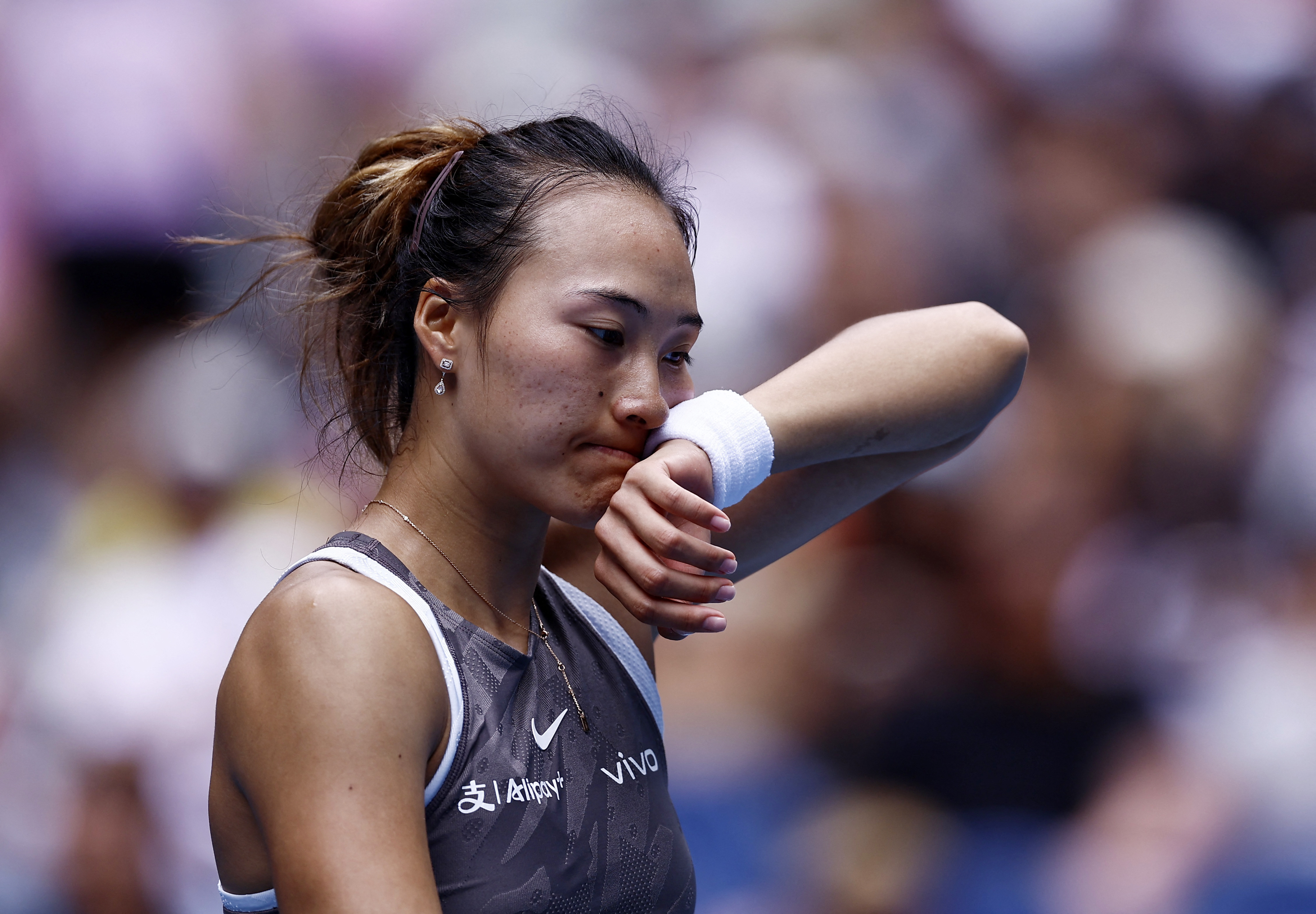 Qinwen Zheng
