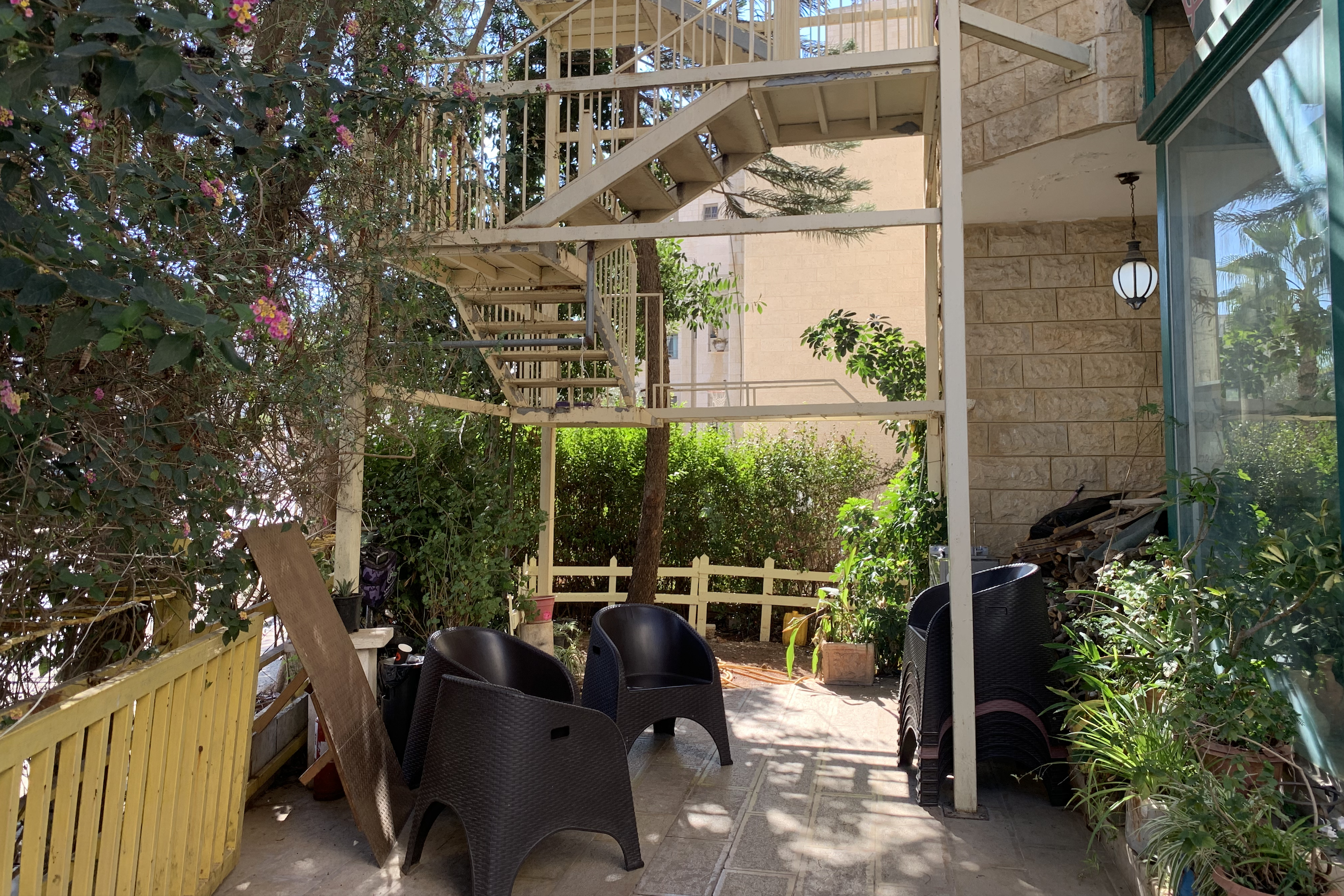 Retno Hotel [Al Jazeera]