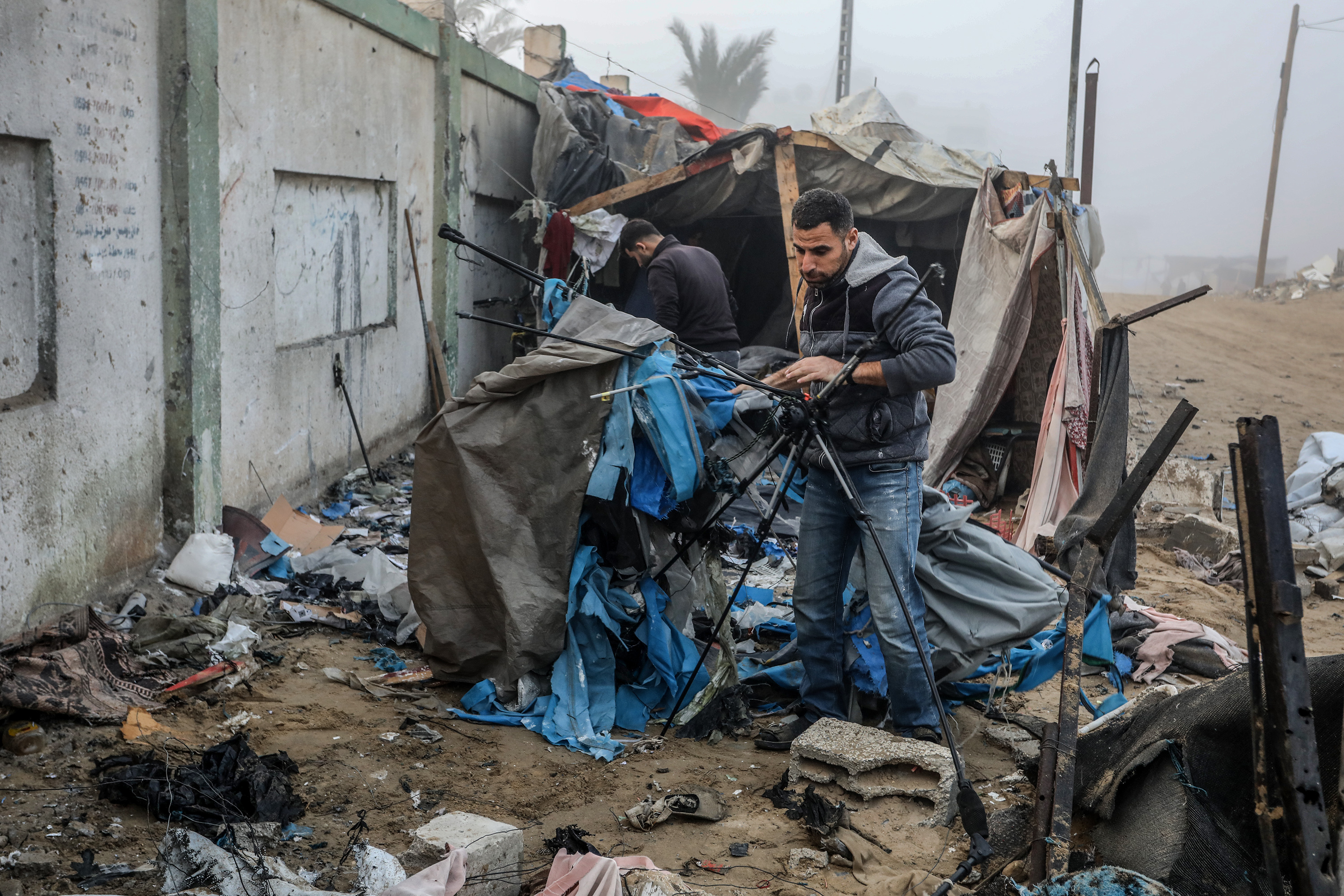 More than 100 people killed in Gaza since truce deal