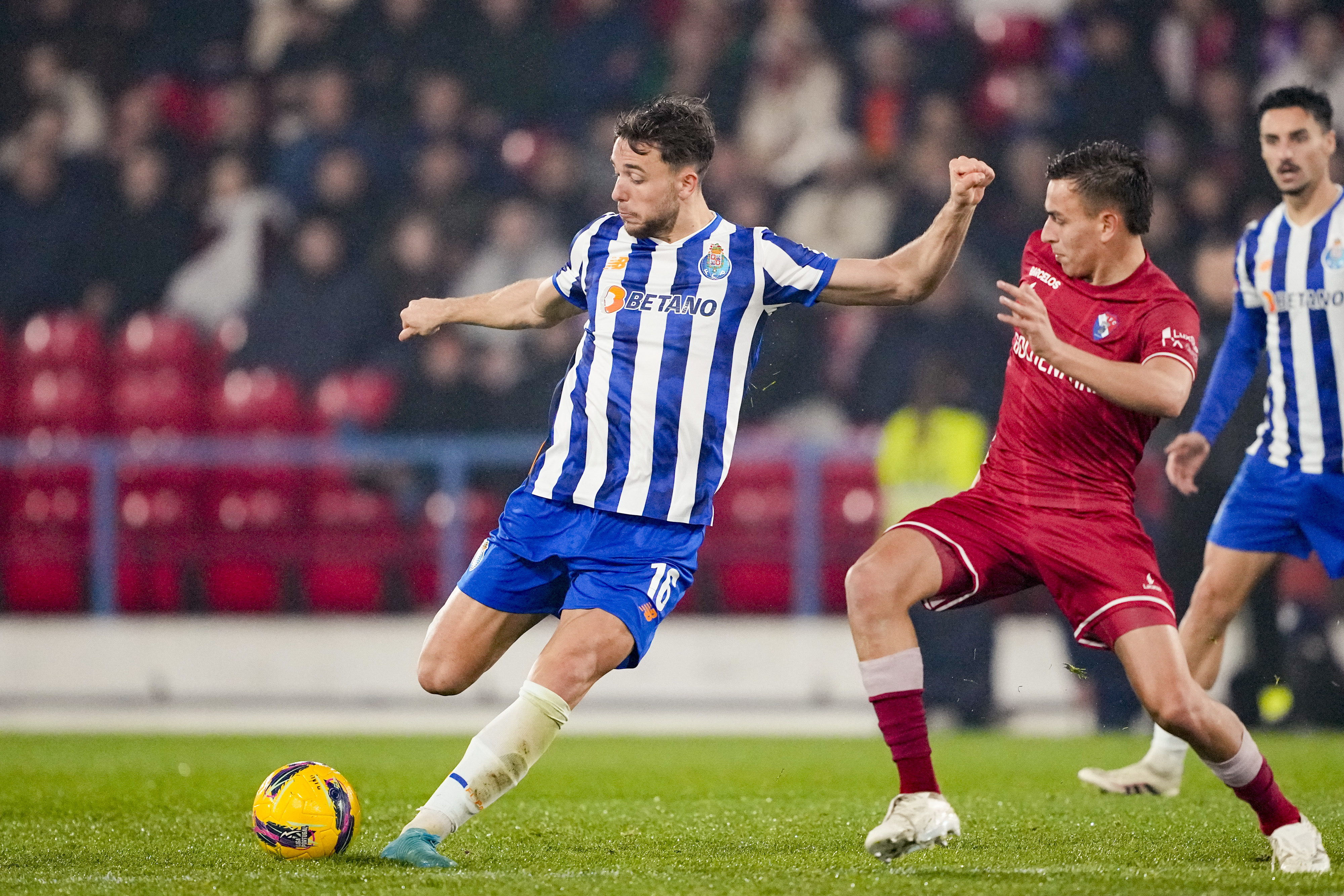 Nico Gonzalez in action.