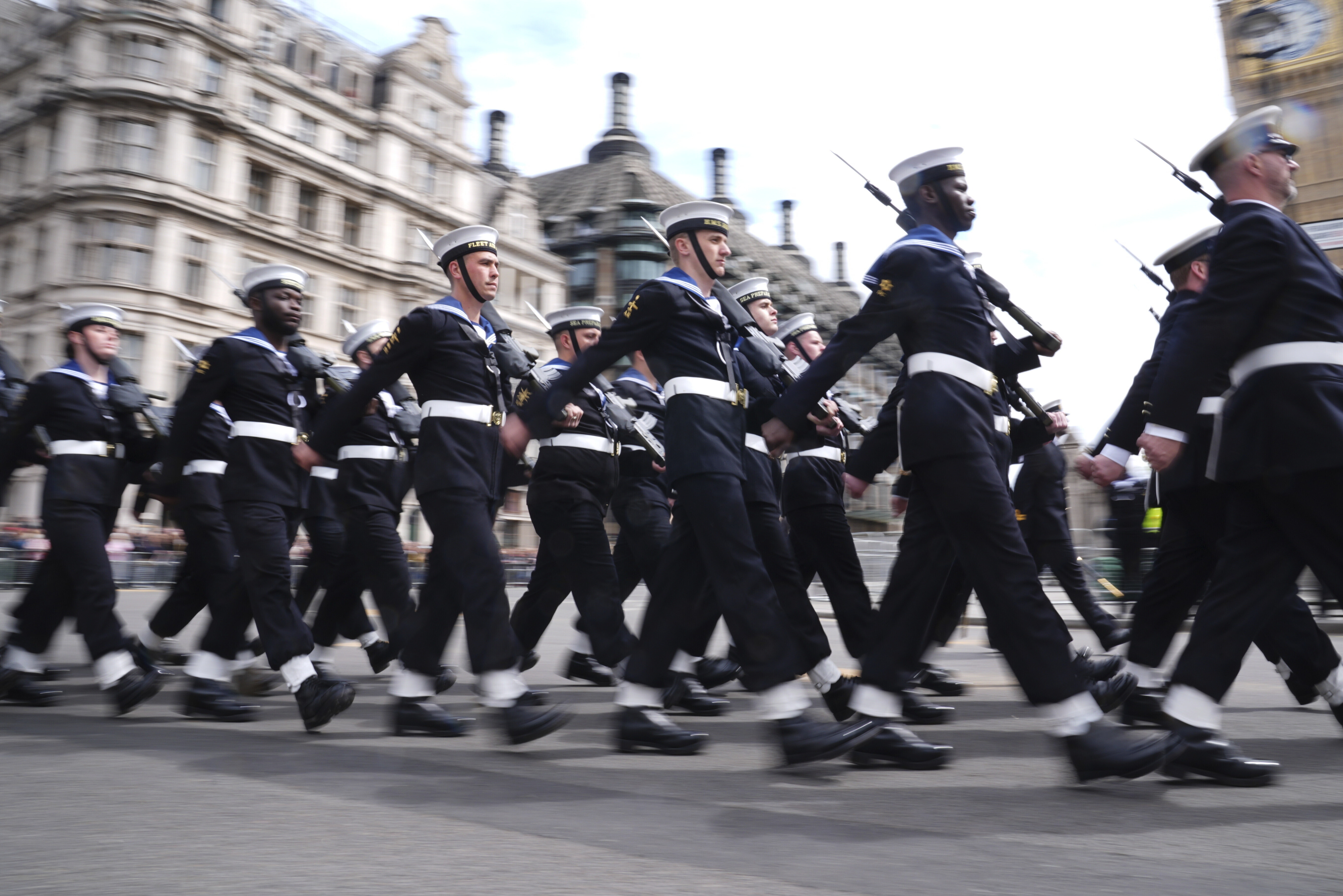 Britain's V-E Day parade draws thousands celebrating 80th anniversary