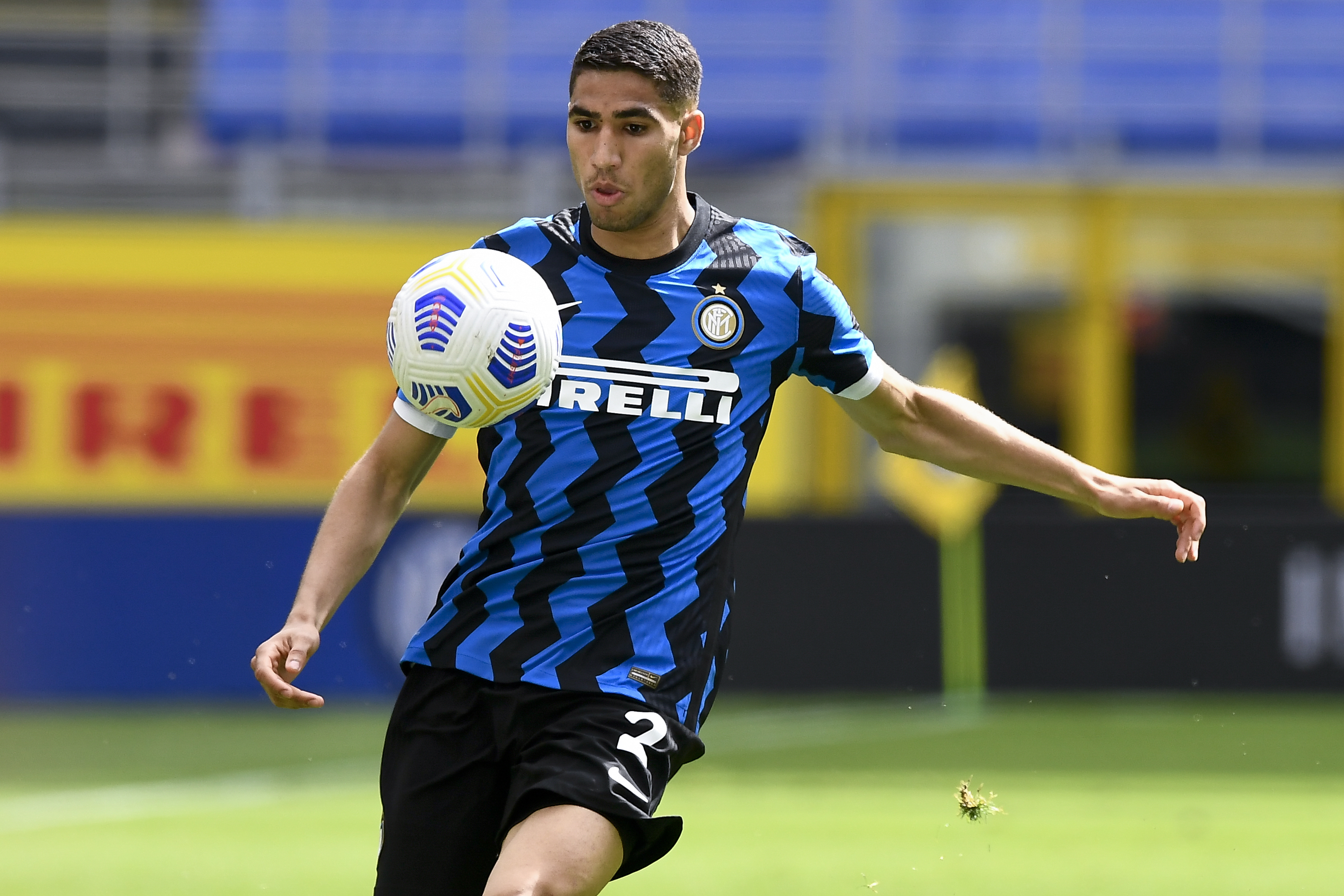 Achraf Hakimi in action.