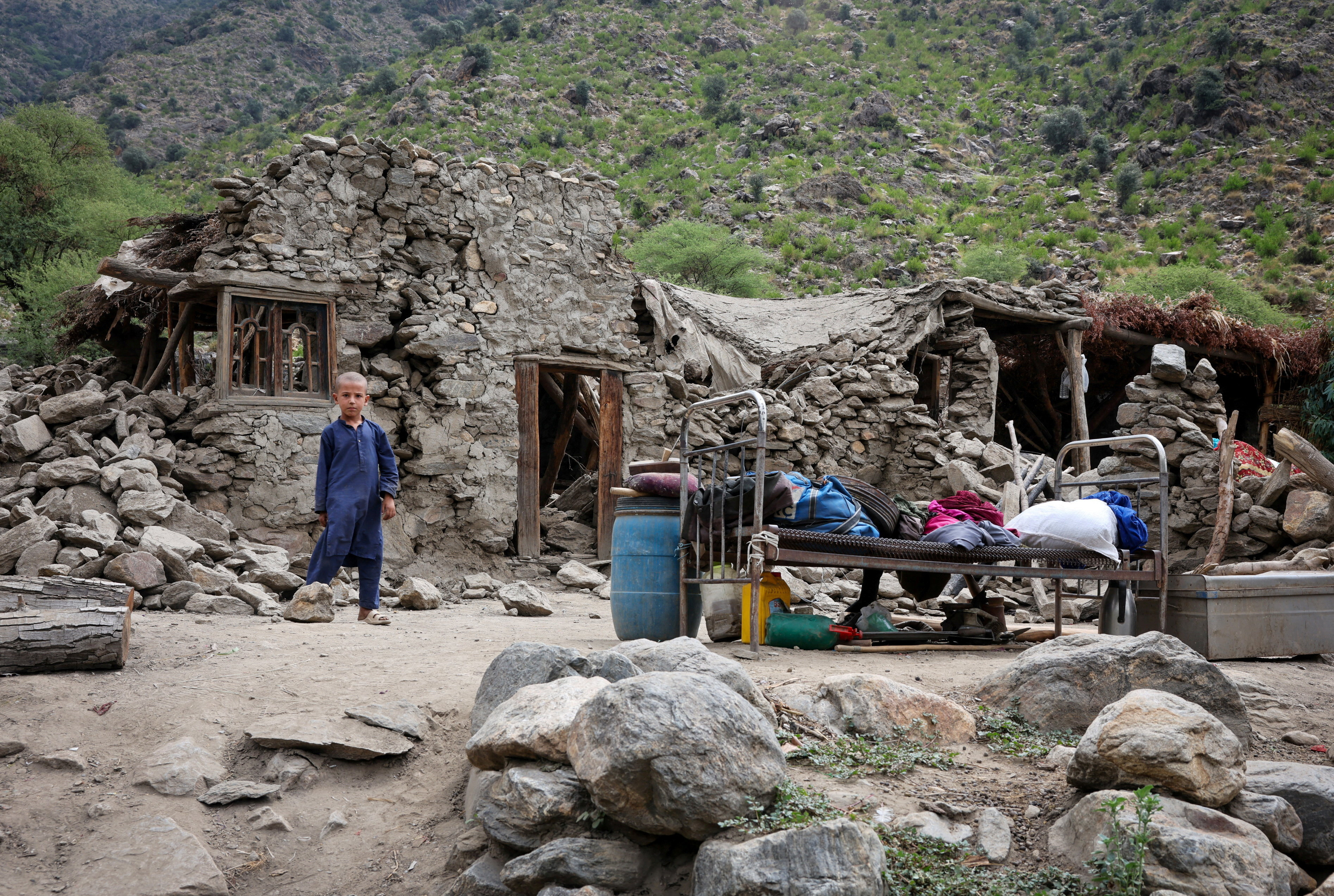 Afghanistan earthquake rescue teams battle to reach remote survivors