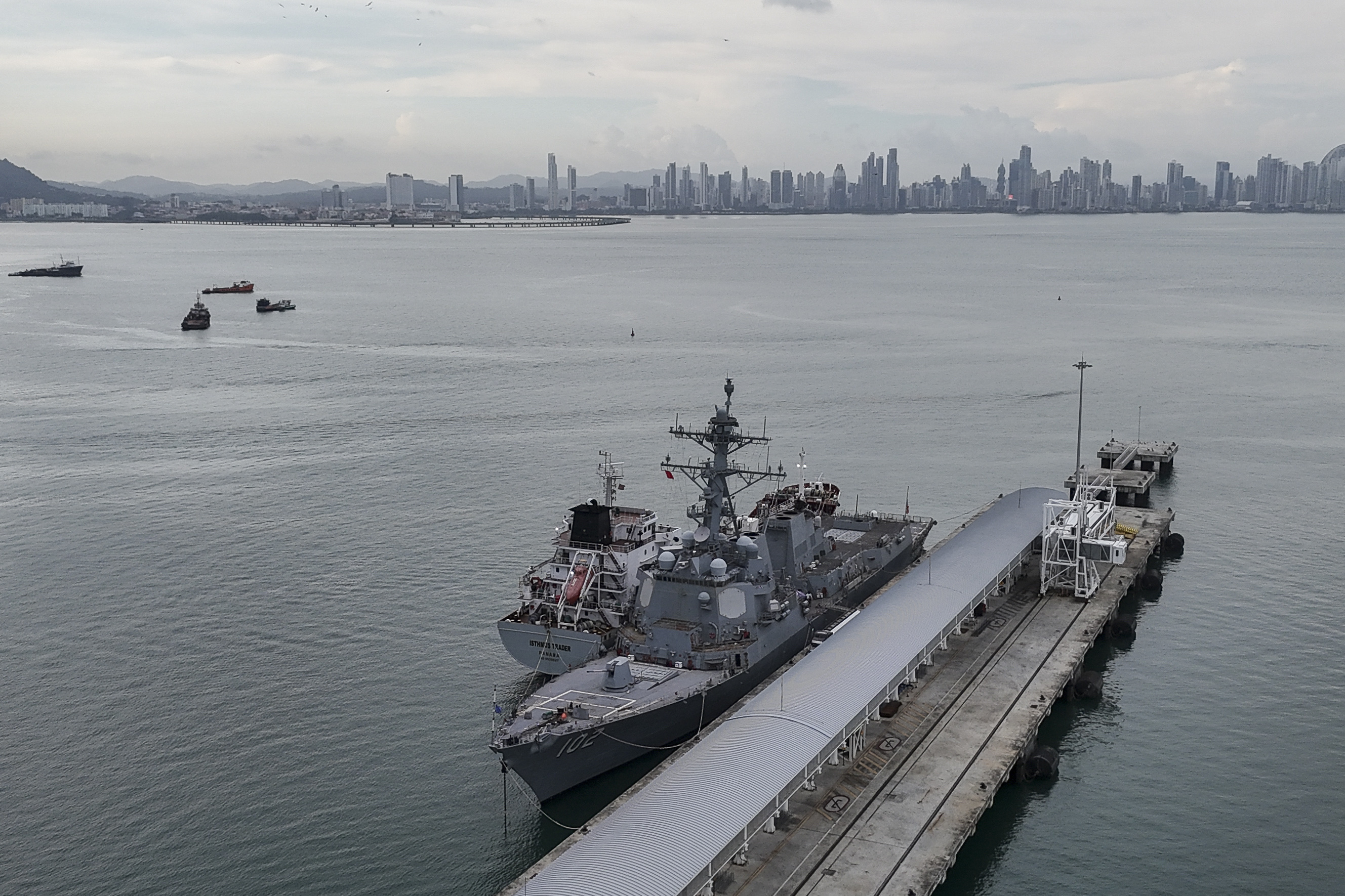 The U.S. Navy warship USS Sampson docks at a port in Panama City, Saturday, Aug. 30, 2025. (AP Photo/Matias Delacroix)