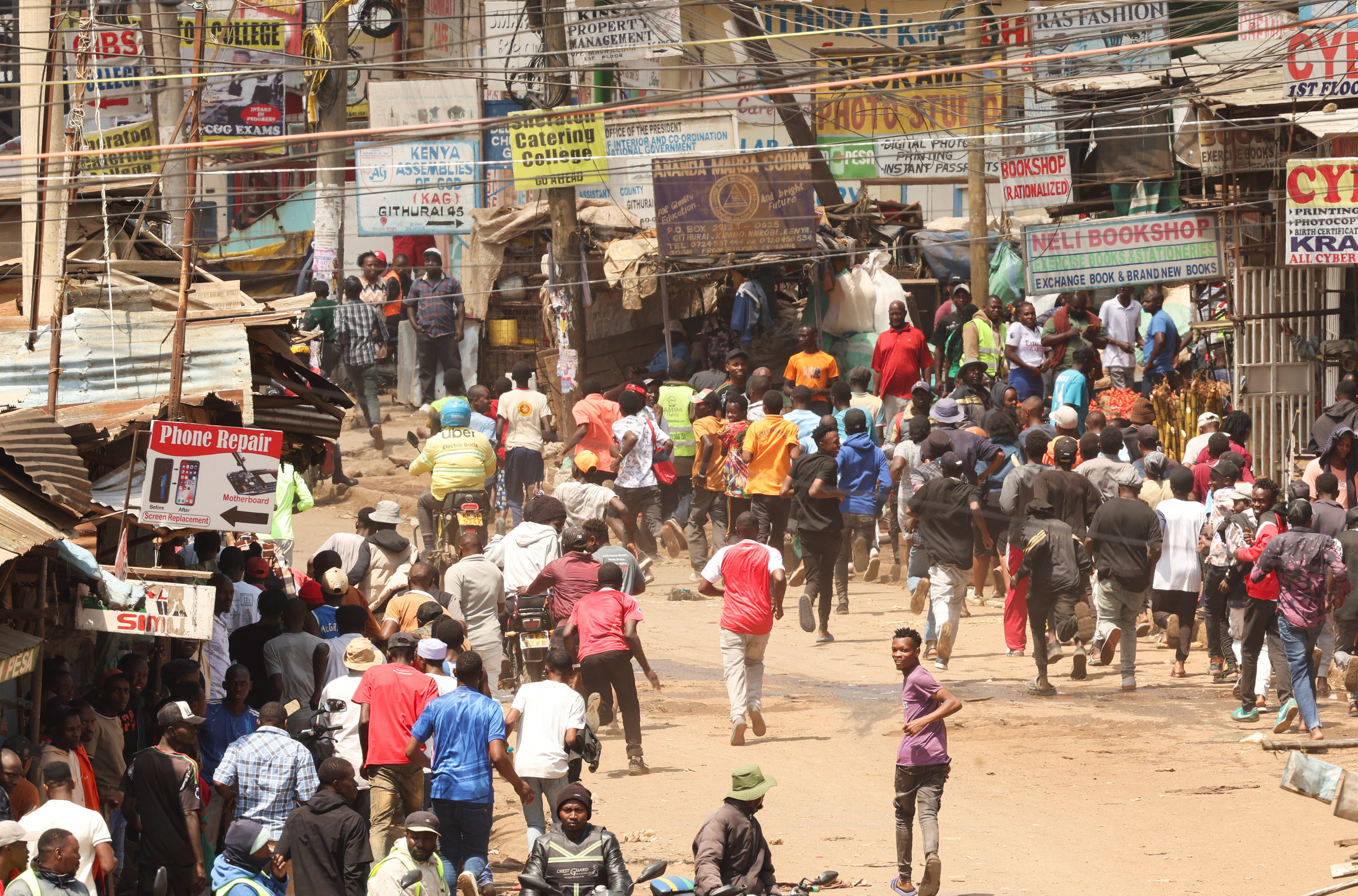 Kenya transport strike paused after deadly protests