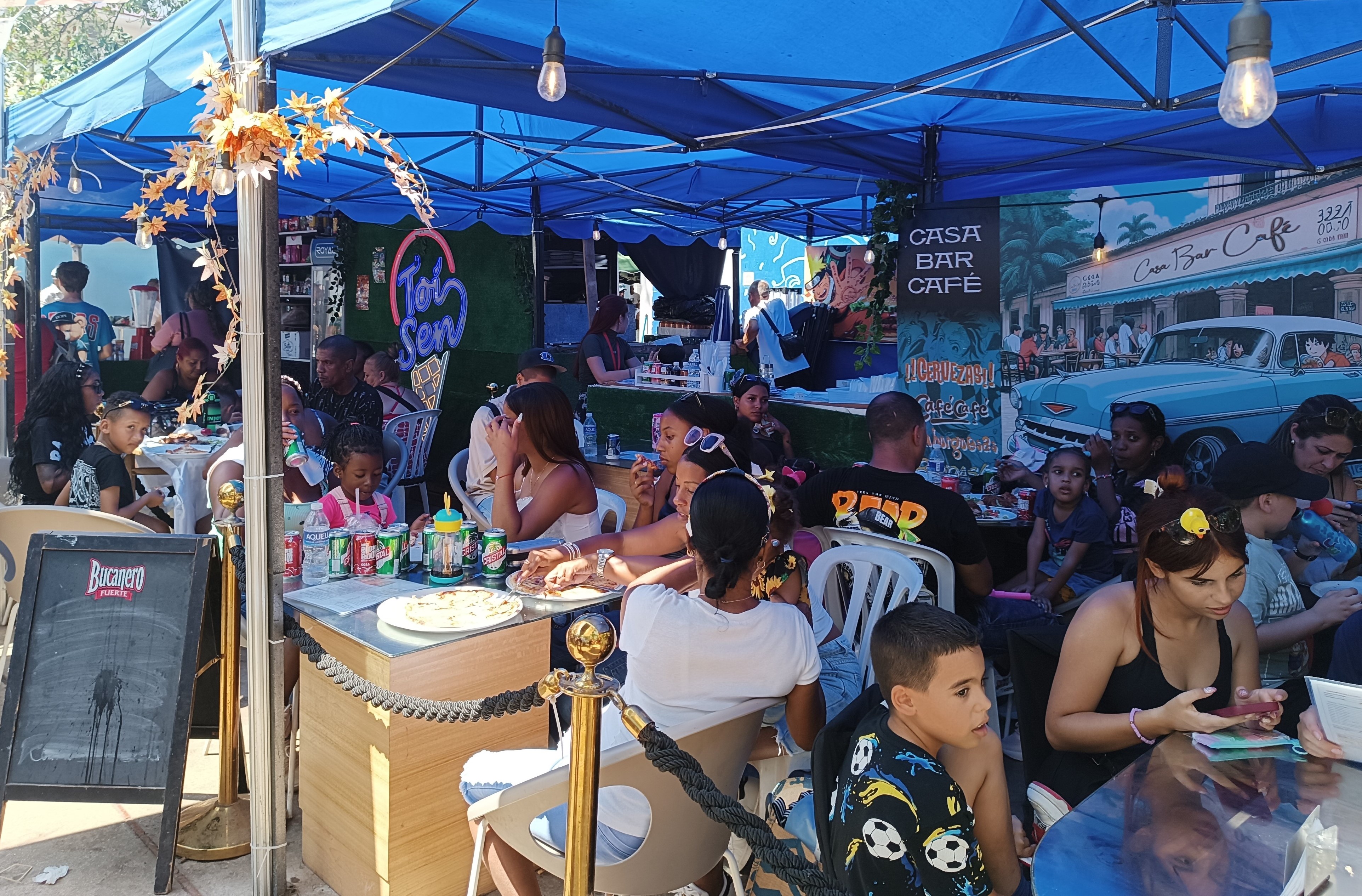 Oishi stand in Pabellón Cuba