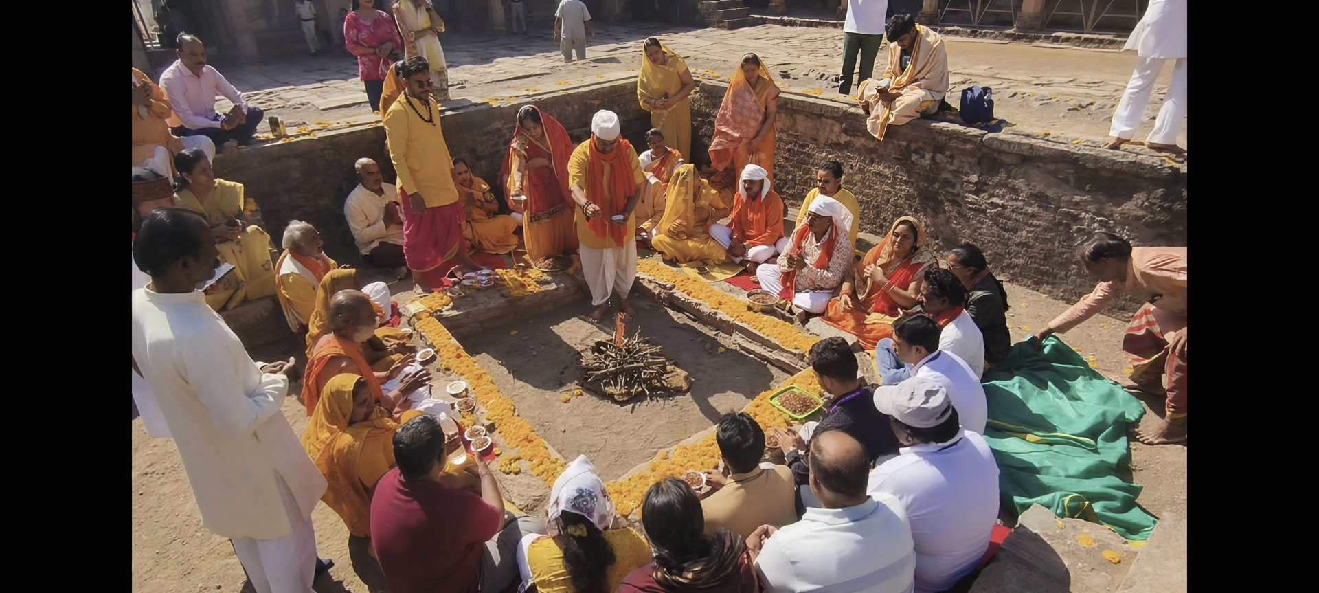 An Indian High Court has ruled that the medieval Kamal Maula mosque is a temple originally dedicated to a Hindu goddess. [Mohammad Sartaj Alam/Al Jazeera]