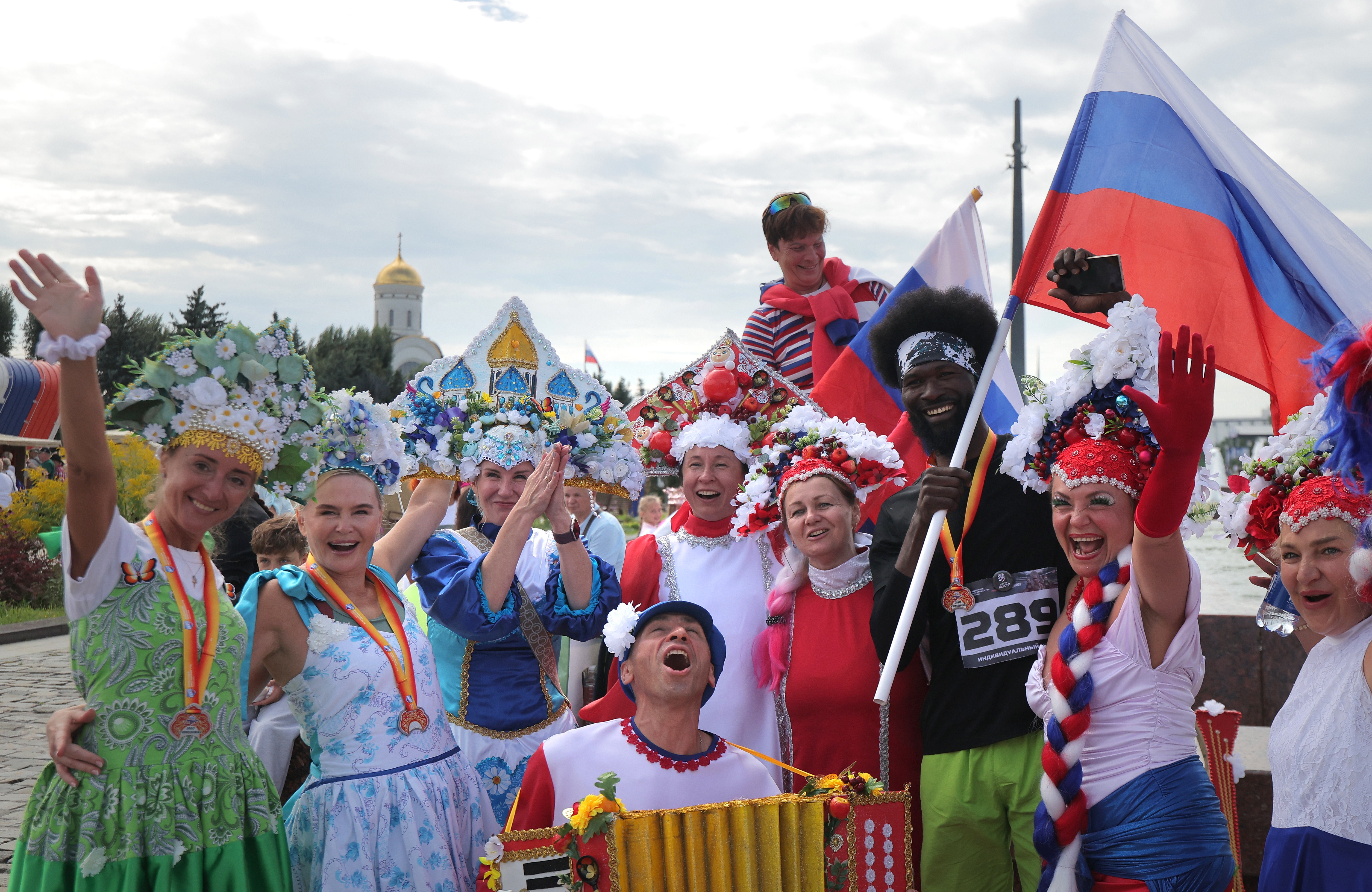 Russia celebrates National Flag Day amid war and Western tensions