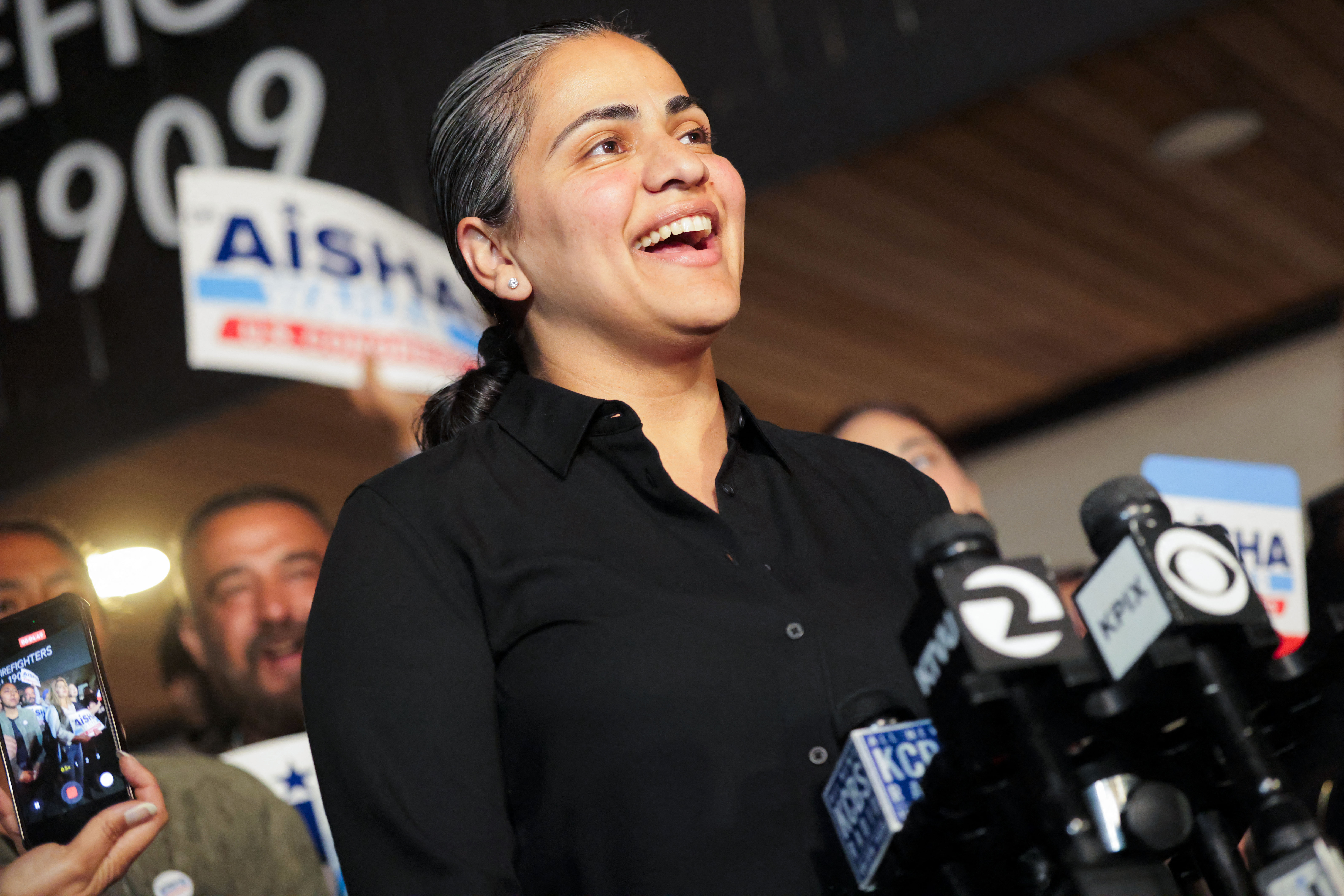 HAYWARD, CALIFORNIA - AUGUST 18: U.S. House candidate, California state Sen. Aisha Wahab speaks to the media during an election-night watch party at Firefighters Local 1909 on August 18, 2026 in Hayward, California. Wahab and Bay Area Rapid Transit (BART) Board President Melissa Hernandez, both Democrats, are competing in the special election to fill the seat vacated by former Rep. Eric Swalwell (D-CA). Wahab is endorsed by the state Democratic Party, while Hernandez is supported by super PACs, including two with ties to the American Israel Public Affairs Committee. Heather Diehl/Getty Images/AFP (Photo by Heather Diehl / GETTY IMAGES NORTH AMERICA / Getty Images via AFP)