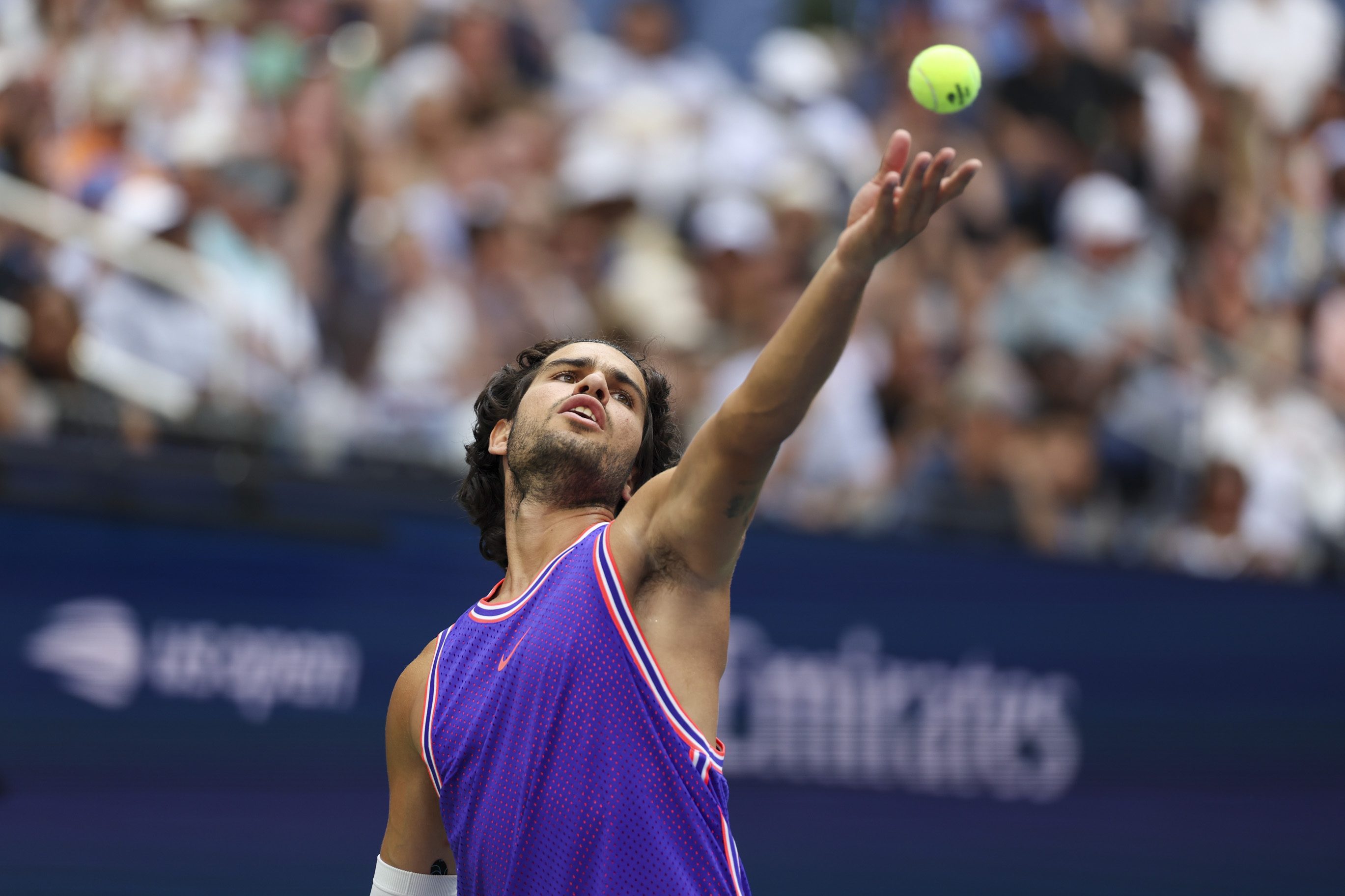 epa13191488 Carlos Alcaraz of Spain plays with Serena Williams of the US (unseen) against Erin Routliffe of New Zealand and Lloyd Glasspool of Britain during the first round match of the mixed doubles at the US Open Fan Week, in Flushing Meadows, New York, USA, 25 August 2026. EPA/SARAH YENESEL