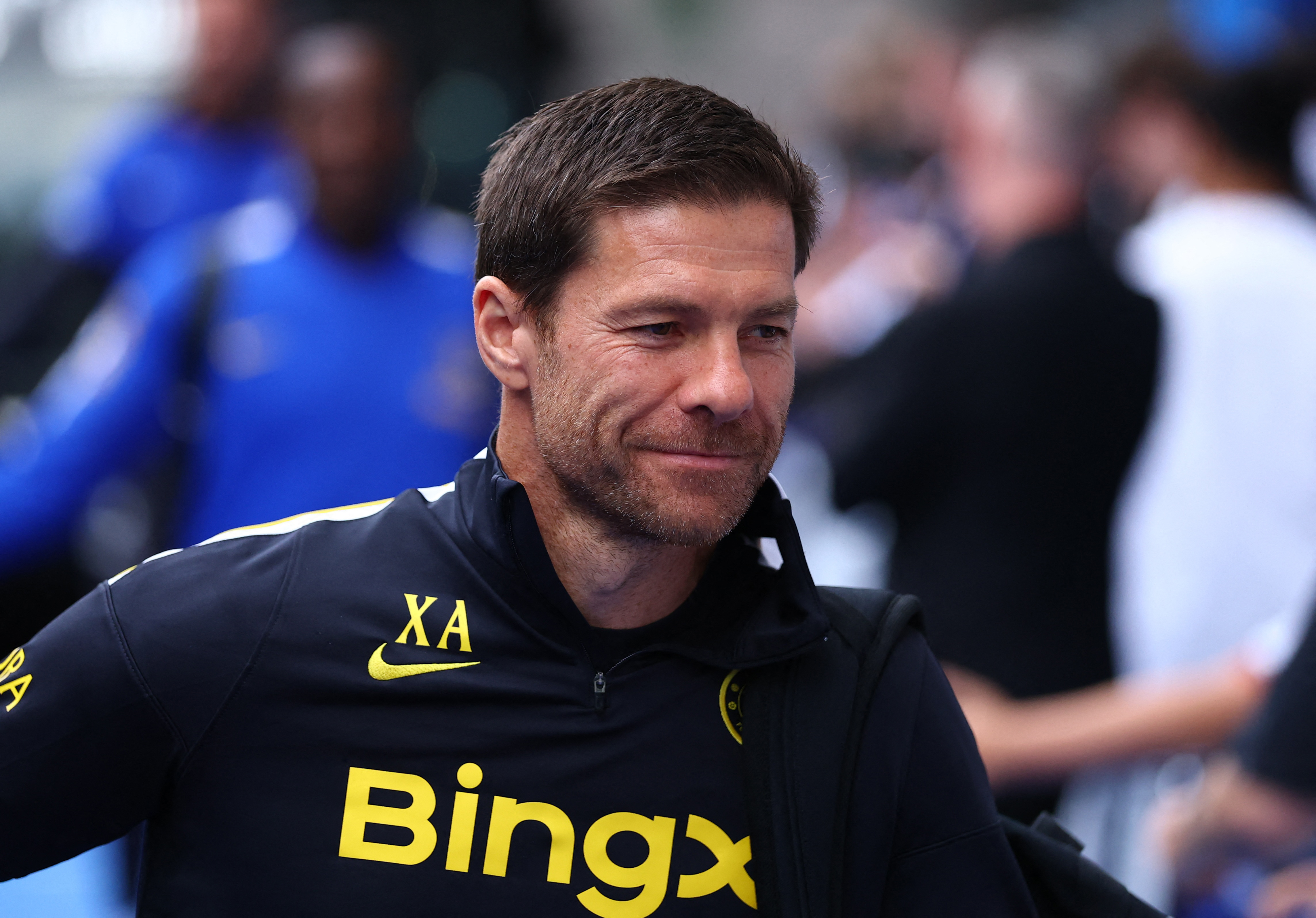 Soccer Football - Carabao Cup - Second Round - Chelsea v Luton Town - Stamford Bridge, London, Britain - August 27, 2026 Chelsea manager Xabi Alonso arrives at the stadium before the match Action Images via Reuters/Peter Cziborra EDITORIAL USE ONLY. NO USE WITH UNAUTHORIZED AUDIO, VIDEO, DATA, FIXTURE LISTS, CLUB/LEAGUE LOGOS OR 'LIVE' SERVICES. ONLINE IN-MATCH USE LIMITED TO 120 IMAGES, NO VIDEO EMULATION. NO USE IN BETTING, GAMES OR SINGLE CLUB/LEAGUE/PLAYER PUBLICATIONS. PLEASE CONTACT YOUR ACCOUNT REPRESENTATIVE FOR FURTHER DETAILS..