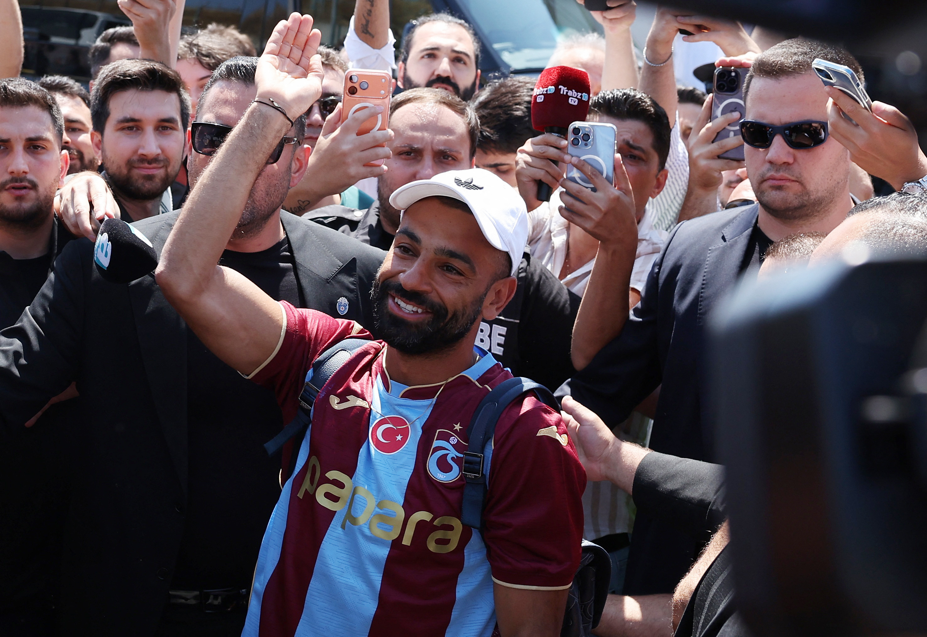Egyptian football star Mohamed Salah arrives in Turkiye
