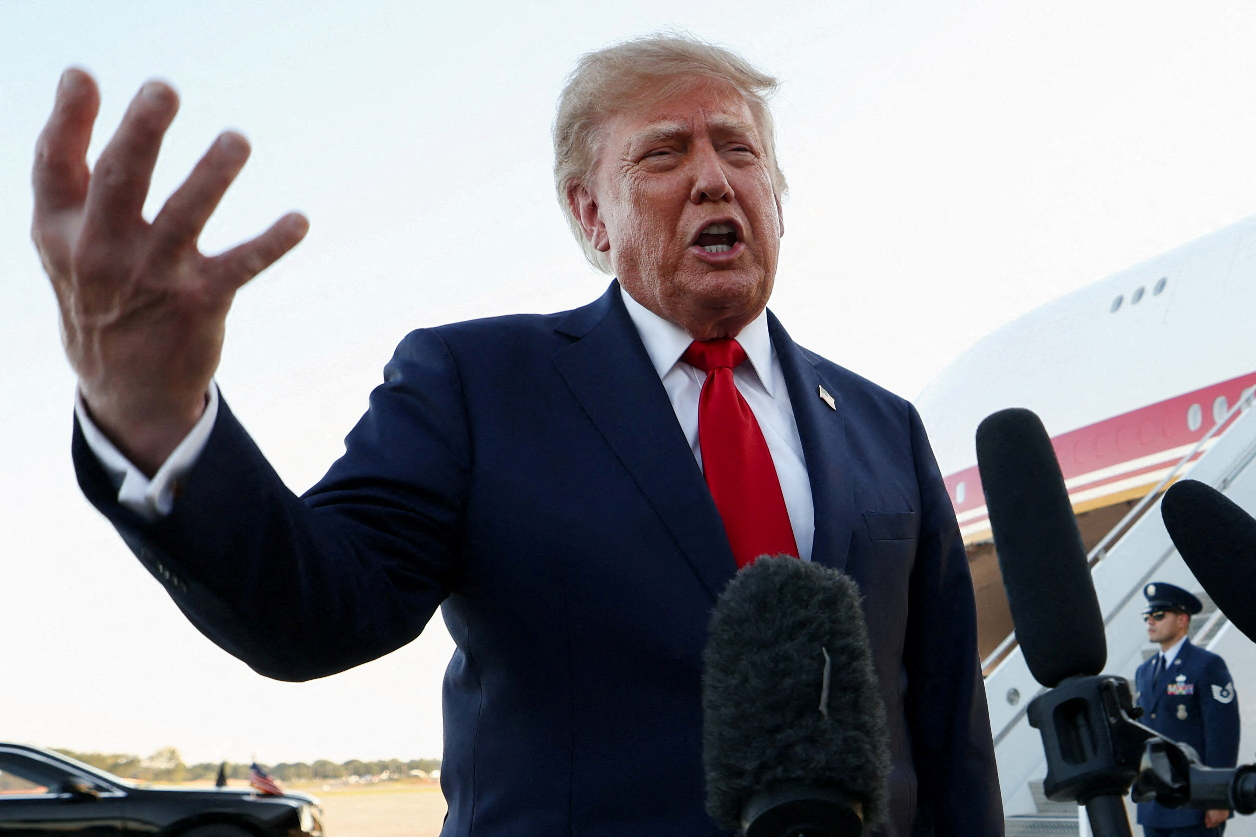 US President Donald Trump speaks to members of the press in Charlotte, North Carolina, US September 16, 2026. [Kevin Lamarque/Reuters]
