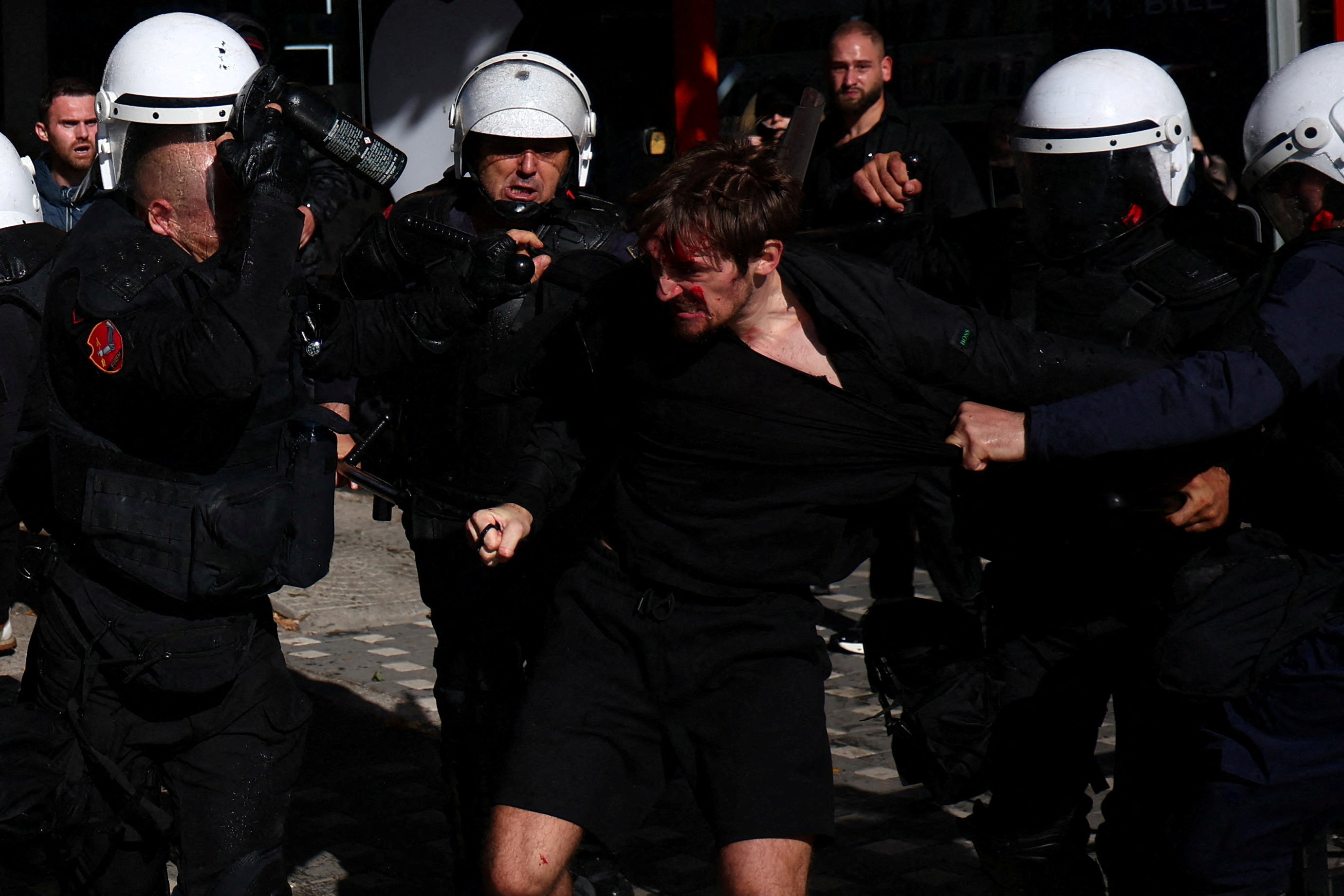 Student protest in Albania spark violent clashes with police forces
