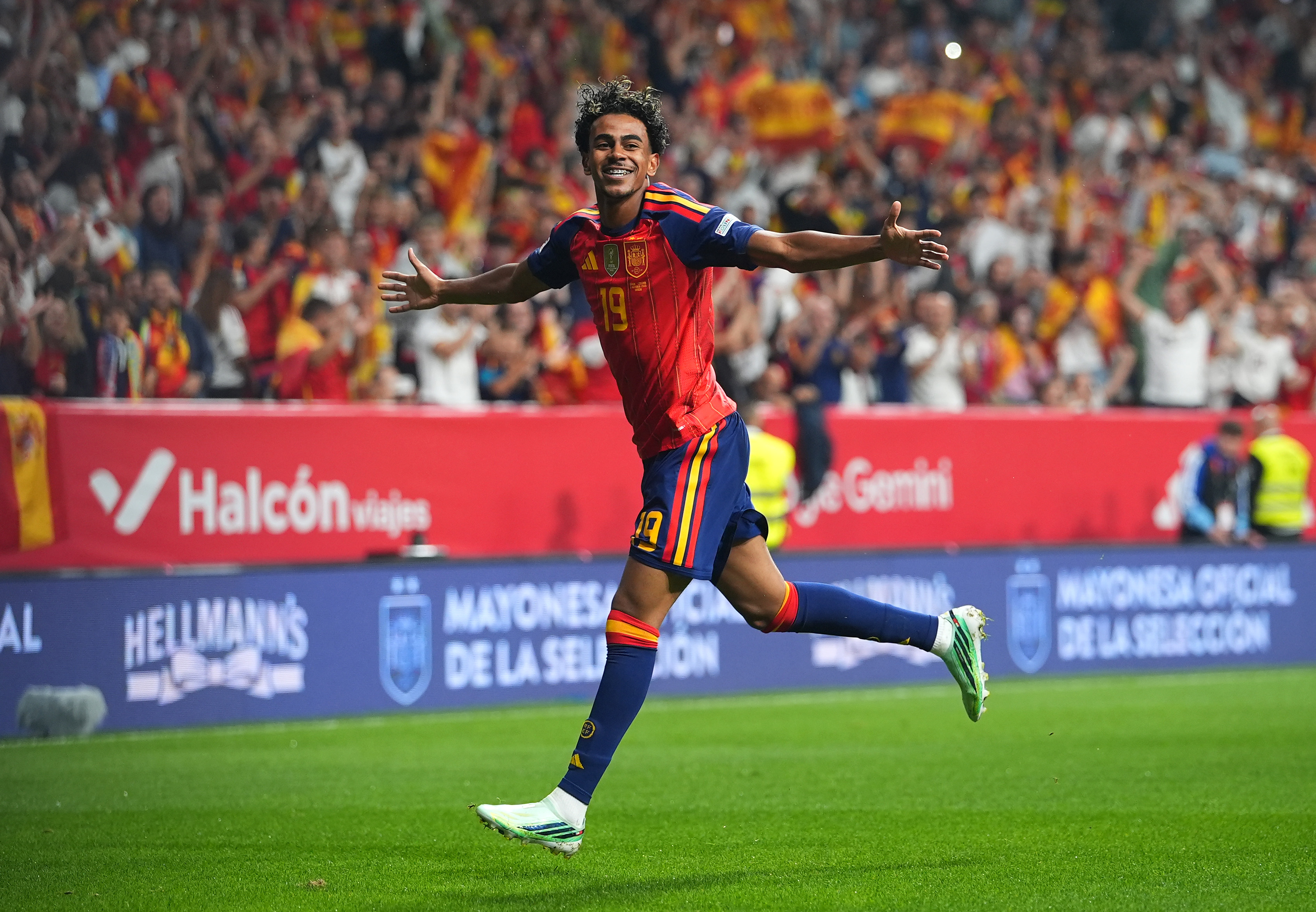 Spain's forward Lamine Yamal
