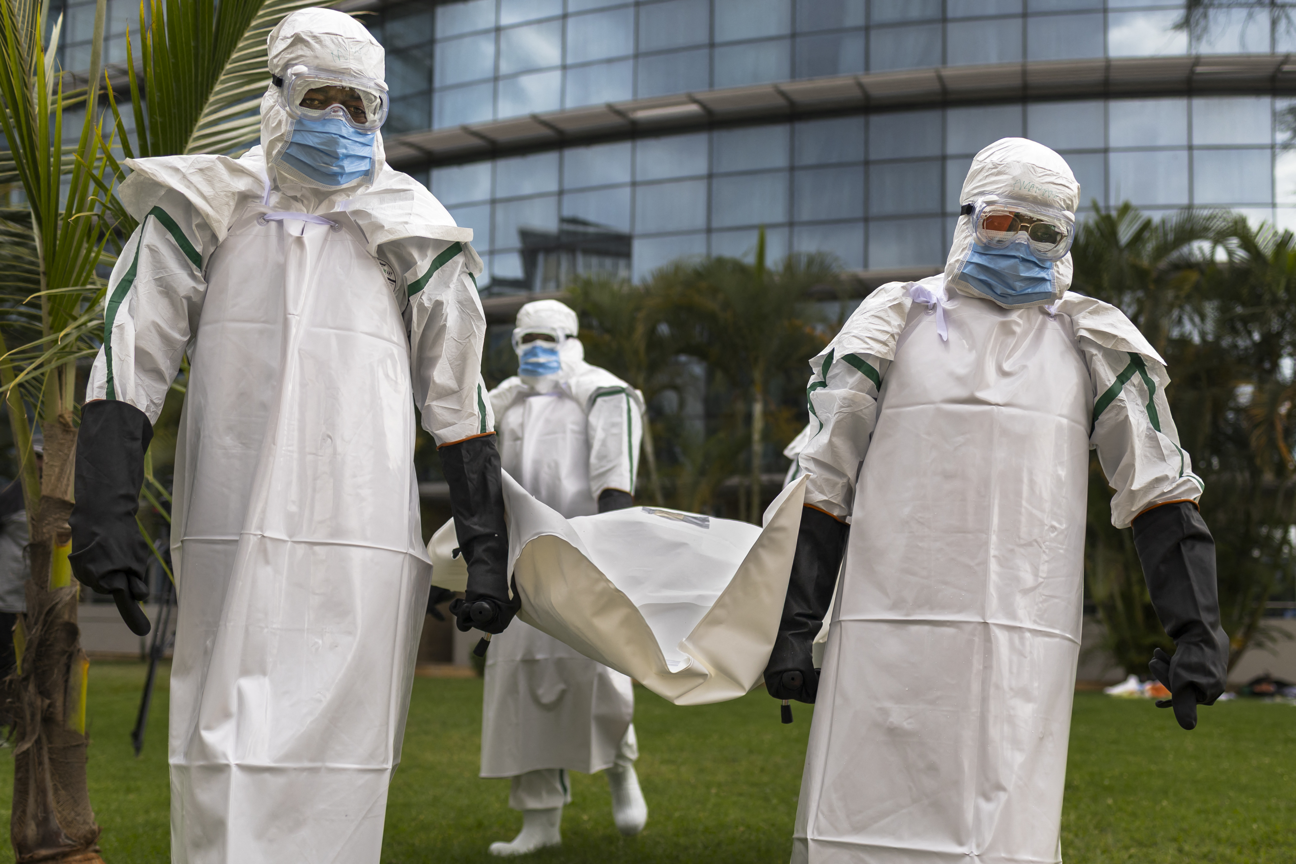 Kenya Red Cross personnel in Personal Protective Equipment (PPE) simulate the evacuation of remains of an Ebola victim in the Kenyan capital Nairobi on October 22, 2026.