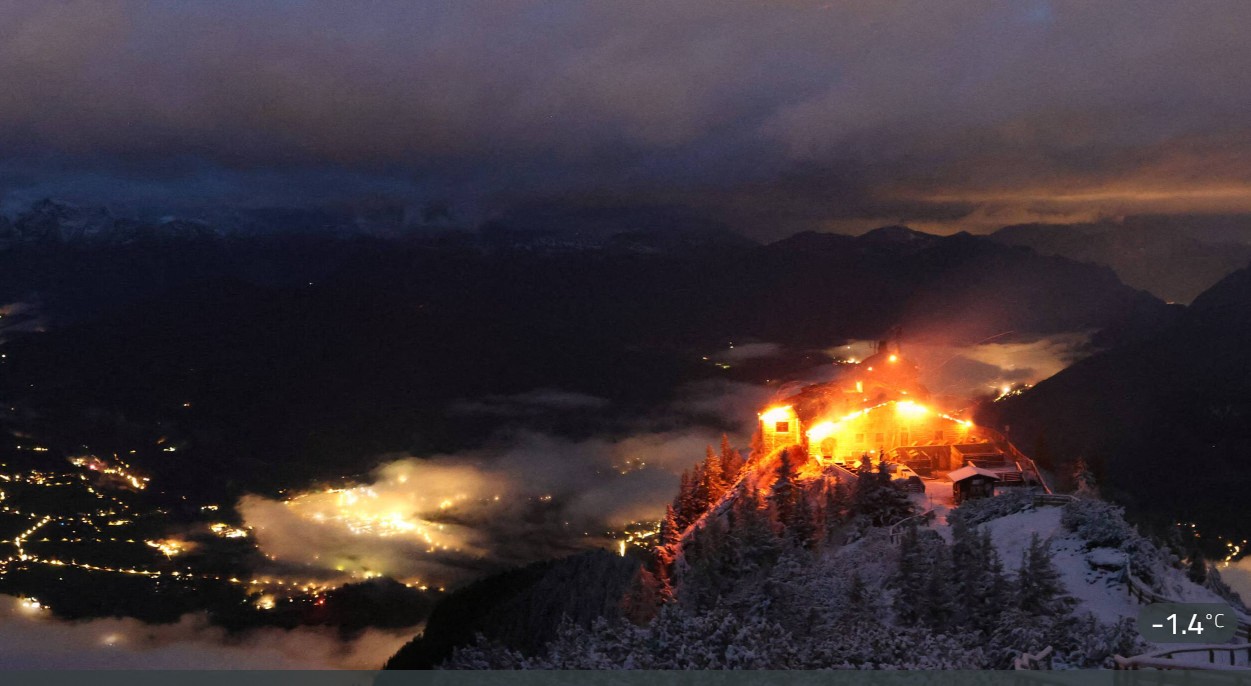 TOPSHOT - Video grab taken from the webcam of the mountain guesthouse Kehlsteinhaus, known as the Eagle's Nest, formerly Adolf Hitler's mountain retreat, on early October 24, 2026, after a large fire had broken out at the site located at an altitude of 1,834 metres (6,000 feet) in the mountains over Berchtesgaden, in the southern German state of Bavaria.