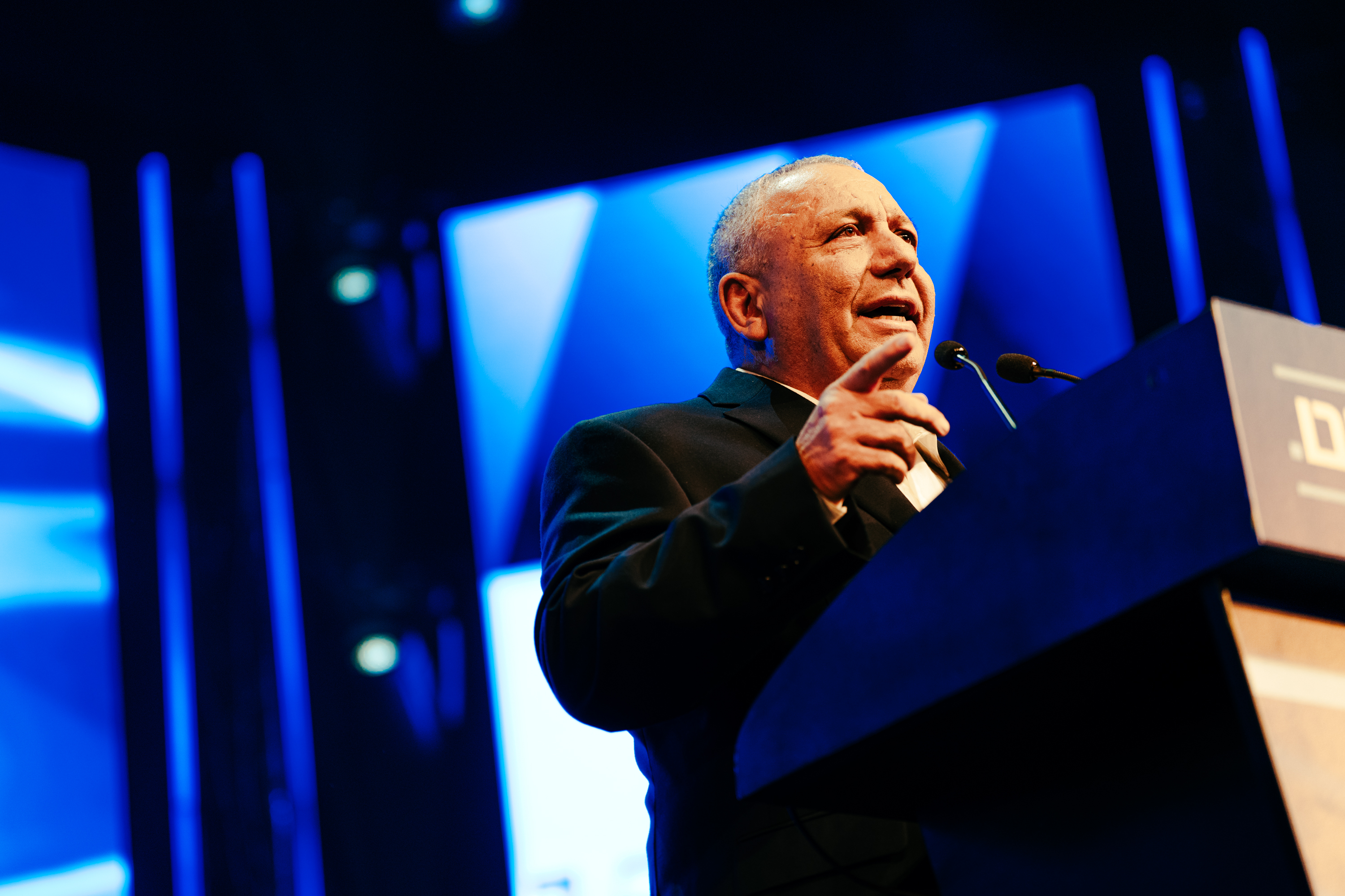 ROSH HAAYIN, ISRAEL - SEPTEMBER 7: Gadi Eisenkot, leader of the Yashar party, gestures from behind a podium as he delivers a speech presenting the party's full candidate list ahead of October's general election on September 7, 2026 in Rosh HaAyin, Israel. Eisenkot, a retired chief of the Israel Defense Forces, has emerged as the foremost challenger to Prime Minister Benjamin Netanyahu. (Photo by Erik Marmor/Getty Images)