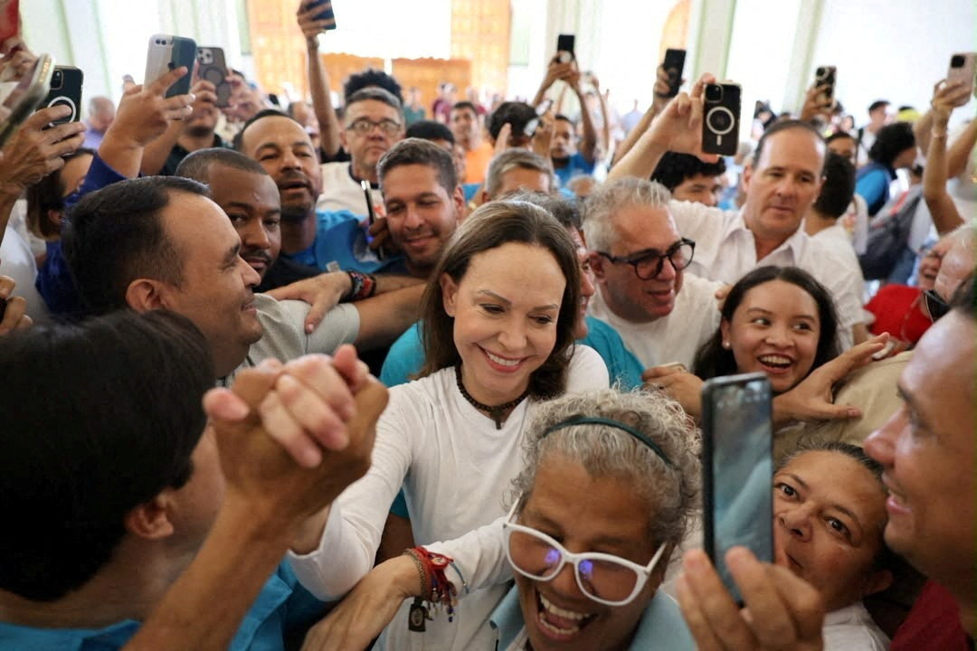 Venezuelan opposition leader Maria Corina Machado arrives at a church after returning to the country following nearly a year abroad, in Lara, Venezuela, October 25, 2026. Vente Venezuela Press/Handout via REUTERS. NO RESALES. THIS IMAGE HAS BEEN SUPPLIED BY A THIRD PARTY. TPX IMAGES OF THE DAY