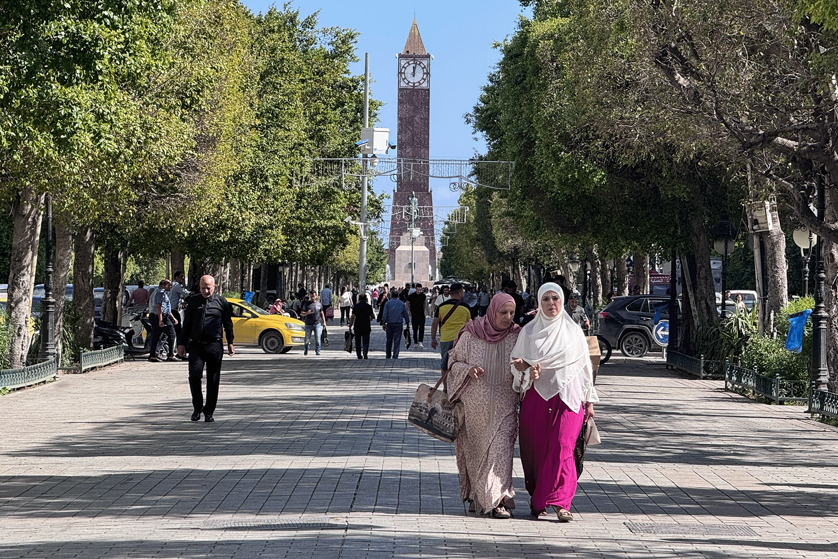 The Tunisian government says the economy has proven resilient [Al Jazeera]