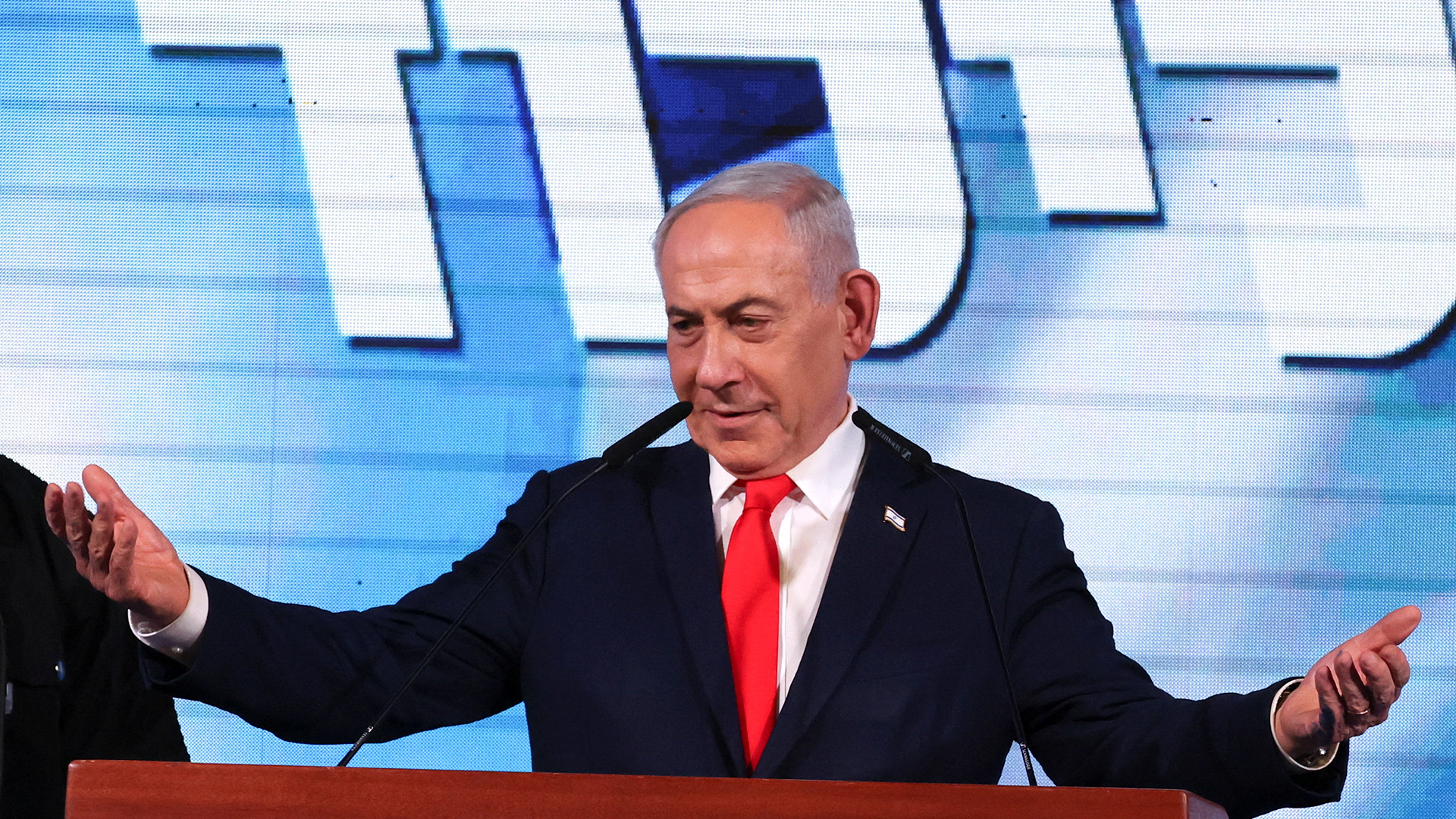 Israeli Prime Minister and Likud party leader Benjamin Netanyahu gives a statement following exit polls for Israel's national election, at Likud's election headquarters in Jerusalem, October 28, 2026. REUTERS/Ammar Awad